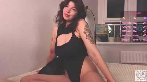 Snapshot of byteblush chatting on 12/14/25, 07:40 Kira online show from 12/14/25, 07:40