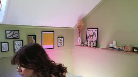 Kira online show from 03/13/26, 08:10