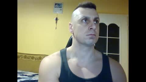 Snapshot of bzykacz1988 chatting on 02/15/26, 01:02 bzykacz1988 online show from 02/15/26, 01:02