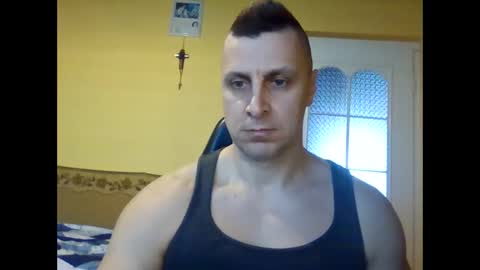 Snapshot of bzykacz1988 chatting on 03/15/26, 01:06 bzykacz1988 online show from 03/15/26, 01:06