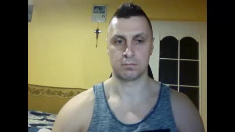 Snapshot of bzykacz1988 chatting on 03/19/26, 11:20 bzykacz1988 online show from 03/19/26, 11:20
