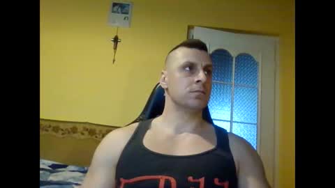Snapshot of bzykacz1988 chatting on 04/26/26, 04:37 bzykacz1988 online show from 04/26/26, 04:37