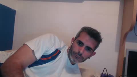 Snapshot of c0llinfarrell chatting on 12/08/24, 07:26 Collin Farrel online show from 12/08/24, 07:26