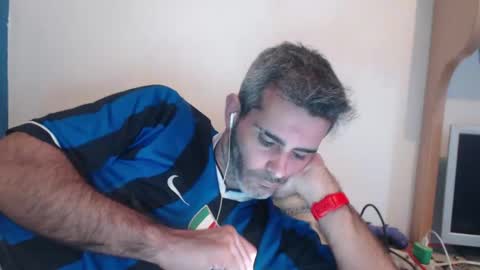 Snapshot of c0llinfarrell chatting on 12/09/24, 07:39 Collin Farrel online show from 12/09/24, 07:39