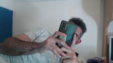 Snapshot of c0llinfarrell chatting on 12/22/24, 12:16 Collin Farrel online show from 12/22/24, 12:16