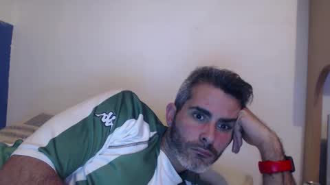 Snapshot of c0llinfarrell chatting on 12/28/24, 06:29 Collin Farrel online show from 12/28/24, 06:29