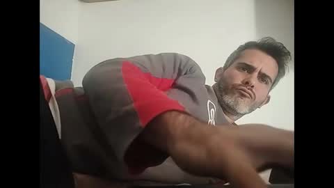 Snapshot of c0llinfarrell chatting on 01/07/25, 12:41 Collin Farrel online show from 01/07/25, 12:41