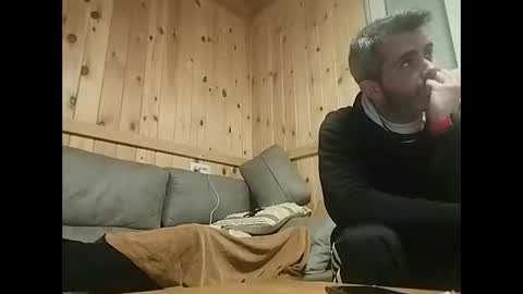 Snapshot of c0llinfarrell chatting on 01/10/25, 10:57 Collin Farrel online show from 01/10/25, 10:57