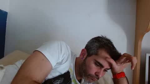 Snapshot of c0llinfarrell chatting on 01/16/25, 12:53 Collin Farrel online show from 01/16/25, 12:53