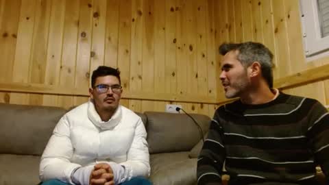 Snapshot of c0llinfarrell chatting on 01/16/25, 11:27 Collin Farrel online show from 01/16/25, 11:27