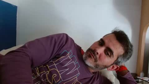 Snapshot of c0llinfarrell chatting on 01/23/25, 01:02 Collin Farrel online show from 01/23/25, 01:02