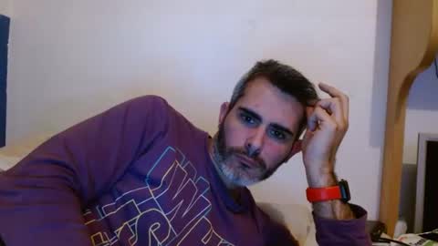 Snapshot of c0llinfarrell chatting on 01/23/25, 07:07 Collin Farrel online show from 01/23/25, 07:07