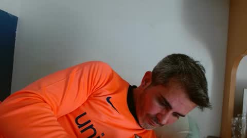 Snapshot of c0llinfarrell chatting on 01/30/25, 01:31 Collin Farrel online show from 01/30/25, 01:31