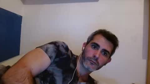 Snapshot of c0llinfarrell chatting on 02/02/25, 02:48 Collin Farrel online show from 02/02/25, 02:48