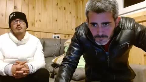 Snapshot of c0llinfarrell chatting on 02/09/25, 09:17 Collin Farrel online show from 02/09/25, 09:17