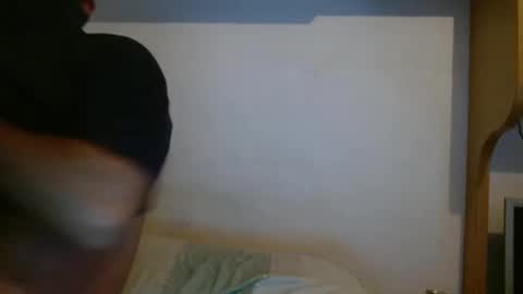 Snapshot of c0llinfarrell chatting on 02/12/25, 04:33 Collin Farrel online show from 02/12/25, 04:33