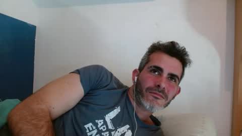 Snapshot of c0llinfarrell chatting on 02/19/25, 11:49 Collin Farrel online show from 02/19/25, 11:49