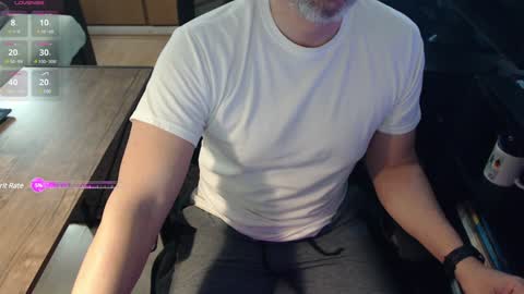 Snapshot of cabcam chatting on 01/10/25, 12:49 Cab  online show from 01/10/25, 12:49
