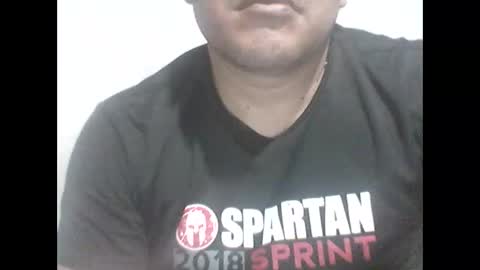 Snapshot of cachito83915 chatting on 11/16/25, 04:40 Cachudosexy online show from 11/16/25, 04:40