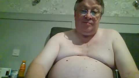 caerphillyphil online show from 10/19/25, 11:27