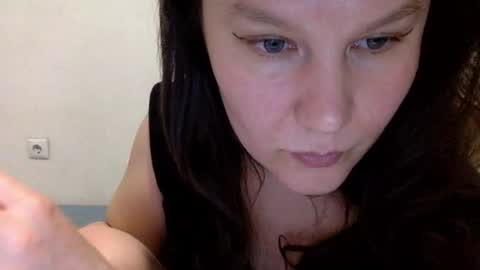 Lamb online show from 09/19/25, 06:08