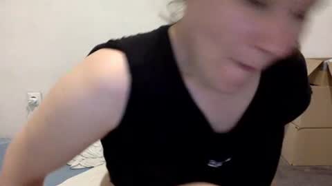 Snapshot of caffeinated_lamb chatting on 05/27/26, 05:54 Lamb online show from 05/27/26, 05:54