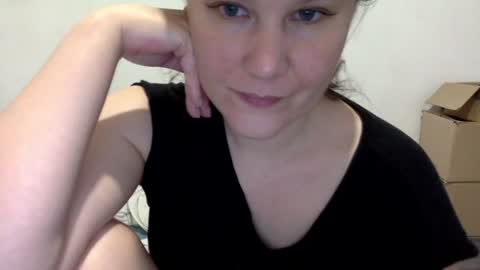 Snapshot of caffeinated_lamb chatting on 05/28/26, 05:54 Lamb online show from 05/28/26, 05:54