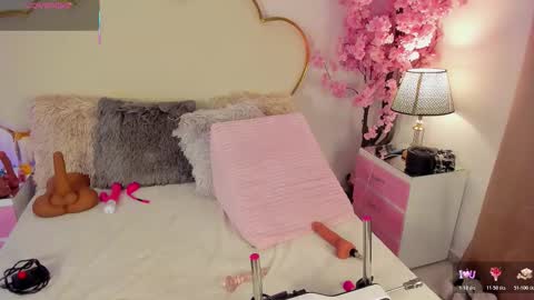 Cahitlin  online show from 02/12/26, 07:36