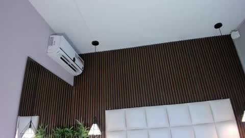 CailynBrown online show from 11/11/25, 04:23