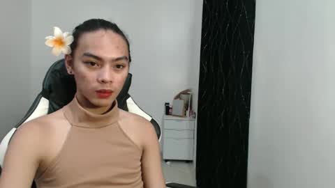 caitessa_bellemoir online show from 11/29/25, 06:00