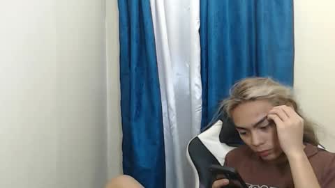 Snapshot of caitessa_bellemoir chatting on 03/11/26, 02:01 caitessa_bellemoir online show from 03/11/26, 02:01