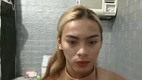 Snapshot of caitessa_bellemoir chatting on 03/16/26, 01:04 caitessa_bellemoir online show from 03/16/26, 01:04