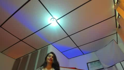 caitlingomez0 online show from 11/13/25, 12:59