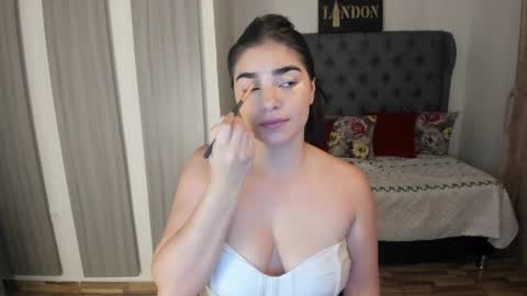 caitlingomez0 online show from 03/31/26, 10:26