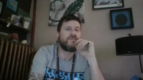 Snapshot of cajunpersuasion143 chatting on 01/31/25, 06:46 cajunpersuasion143 online show from 01/31/25, 06:46