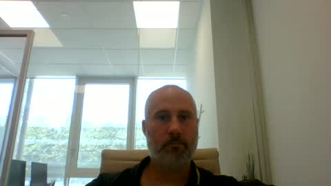 Snapshot of caldoski chatting on 07/10/26, 11:24 caldoski online show from 07/10/26, 11:24