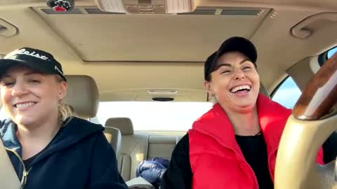 Snapshot of calicambri chatting on 02/01/25, 09:40 The Cali Cambri online show from 02/01/25, 09:40