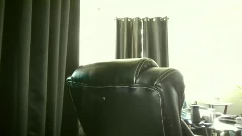 Snapshot of caligrown1154 chatting on 06/14/26, 02:24 caligrown1154 online show from 06/14/26, 02:24