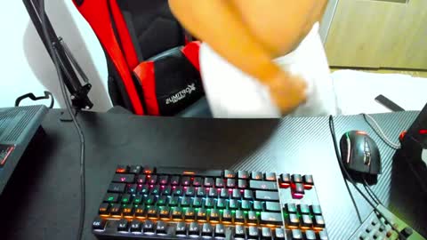 calihotcaliente27 online show from 02/06/25, 10:26