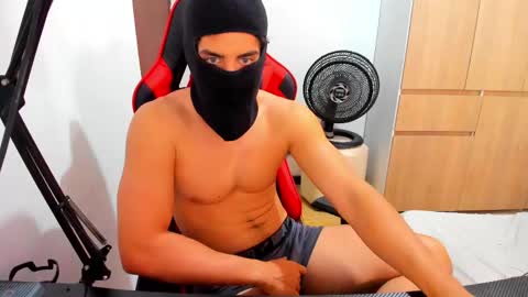 calihotcaliente27 online show from 03/11/25, 06:30