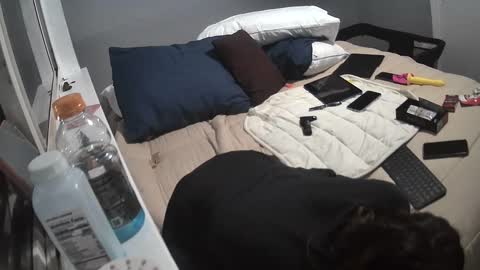 Snapshot of caliibaddie chatting on 10/03/25, 01:30 caliibaddie online show from 10/03/25, 01:30