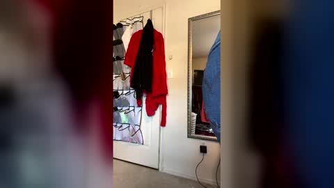 Snapshot of calishop1 chatting on 02/08/26, 07:28 calishop1 online show from 02/08/26, 07:28