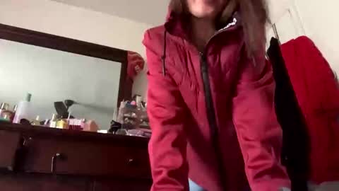 Snapshot of calishop1 chatting on 03/05/26, 08:27 calishop1 online show from 03/05/26, 08:27