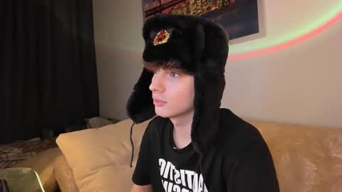 Call me Leo online show from 01/22/25, 01:42