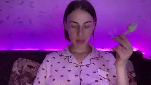 Anna online show from 12/25/24, 07:45