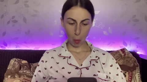 Anna online show from 01/25/25, 10:07