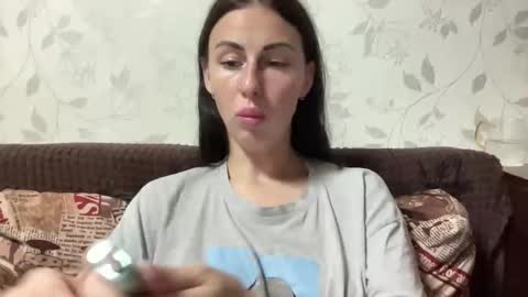 Anna online show from 10/05/25, 07:23