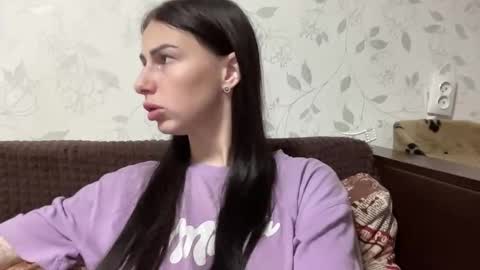 Anna online show from 10/25/25, 08:47