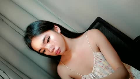call_me_nina online show from 06/22/26, 11:40