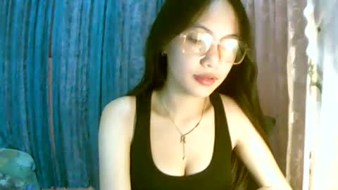 Freya online show from 10/03/25, 03:03